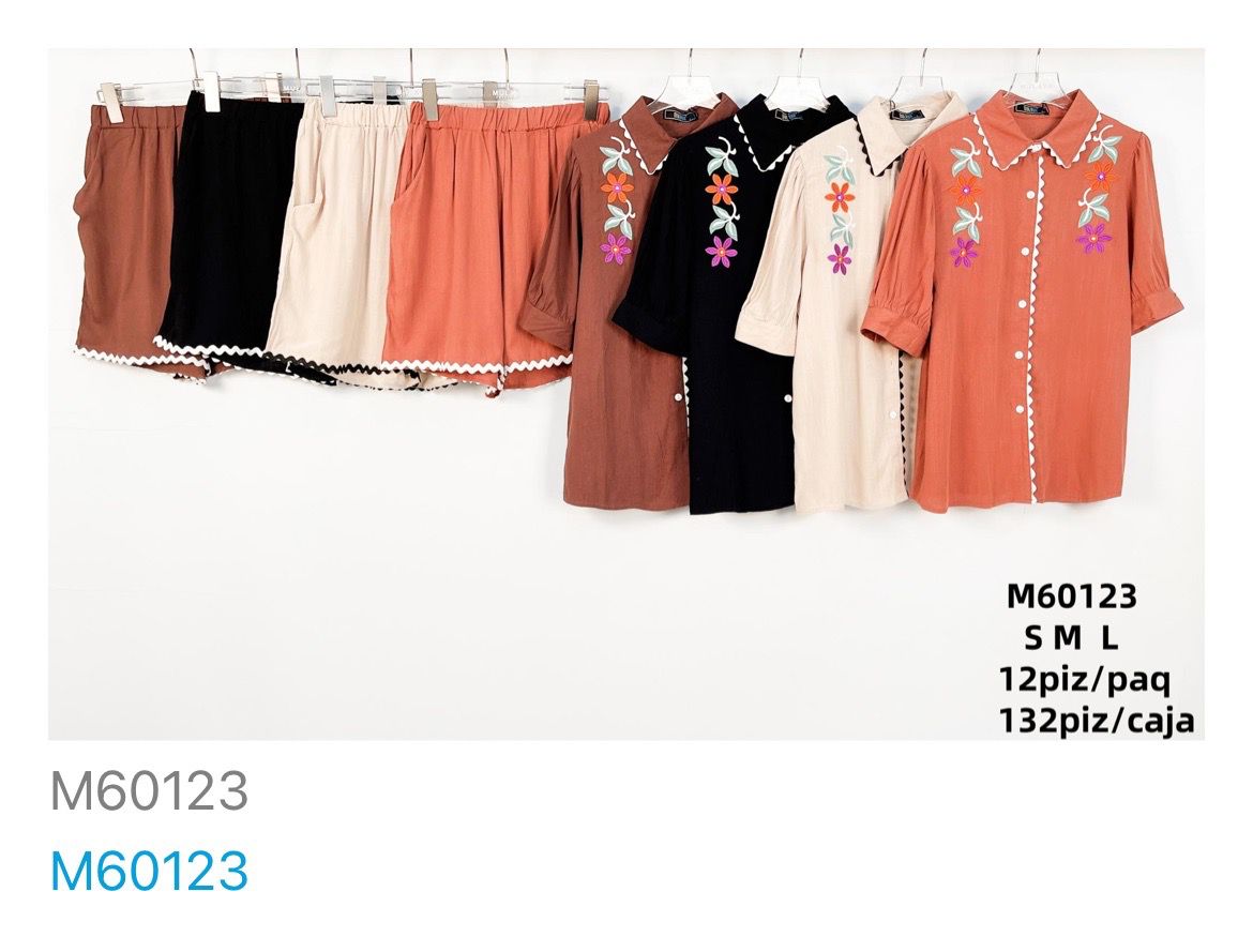 conjunto-de-shorts-y-blusa-con-bordados-12697-9202cc41-7934-4ff7-8f42-ca4b89ce70c2
