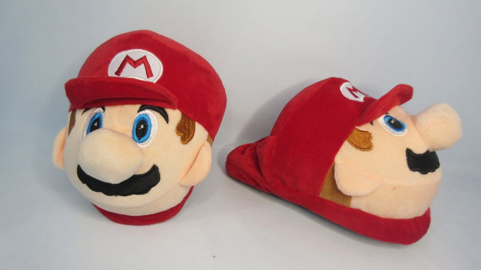 pantuflas-mario-bros-1730-036ff4f8-fda9-4fd6-a65a-ab0bb39c2085
