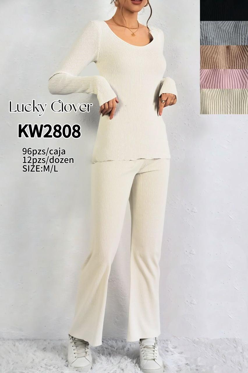 conjunto-de-pantalon-y-blusa-acanalados-8826-2e6d9f7b-3ba8-469d-bd25-fbcbdc01eb9d