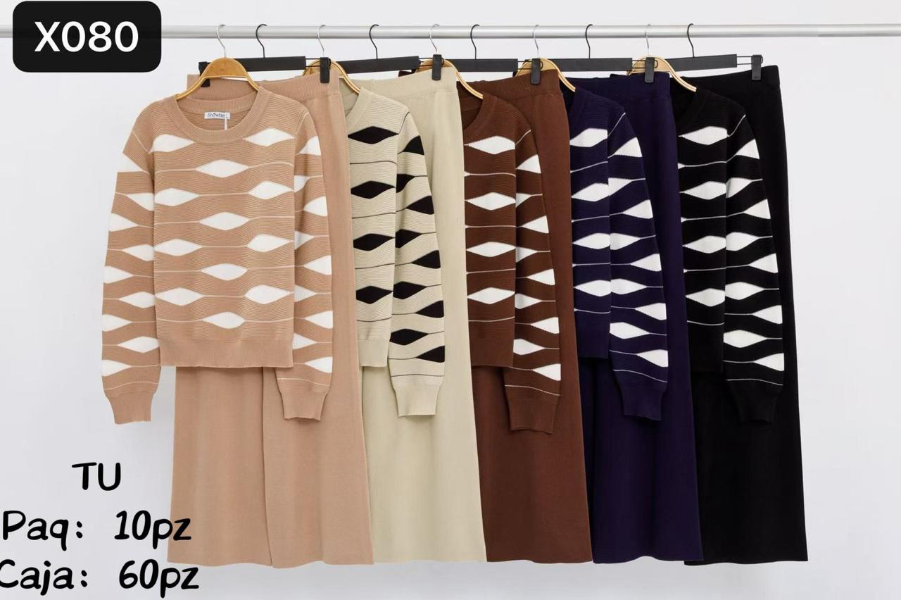 conjunto-sweater-y-falda-13291-8cb9547d-4b7b-4469-8fec-6673f106753e