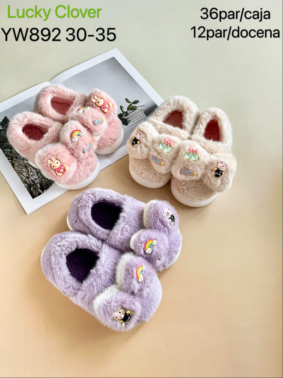 pantuflas-de-felpa-con-diseno-infantil-15868-9ec15e1e-c3bc-414e-80f8-3731b9609a90