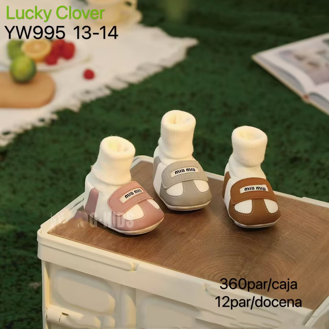 zapatos-de-bebe-con-calcetin-15868-c085993d-b31c-4057-9877-c5b31e46d7ef