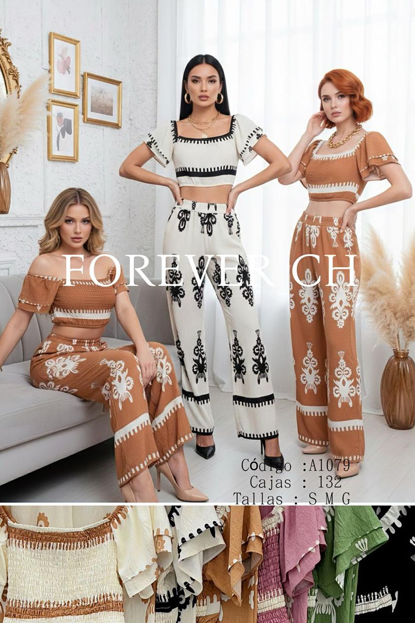 conjunto-crop-top-y-pantalon-estampado-20891-75351b18-5422-416d-b9e8-744bf85c8b52