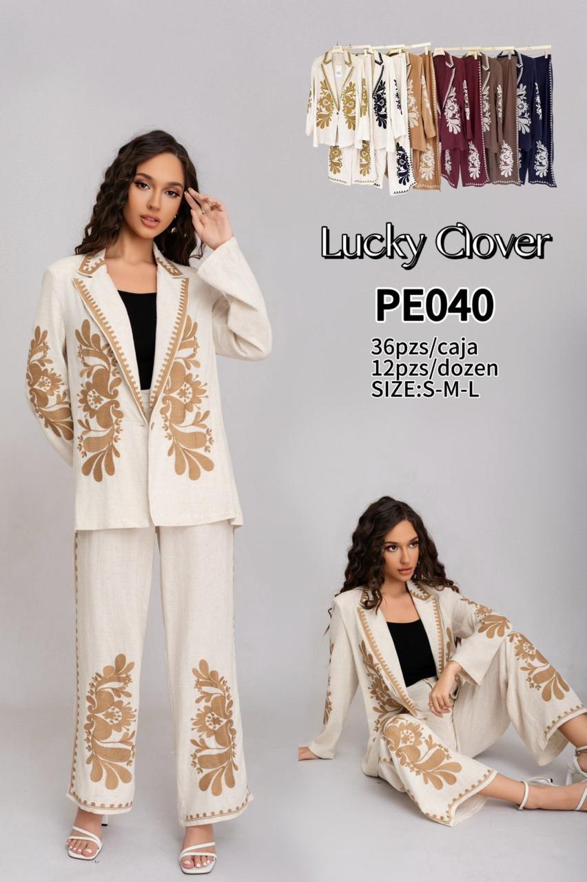 conjunto-de-saco-y-pantalon-con-bordados-florales-8826-34696242-7f34-4312-b497-174c96801a88.jpeg