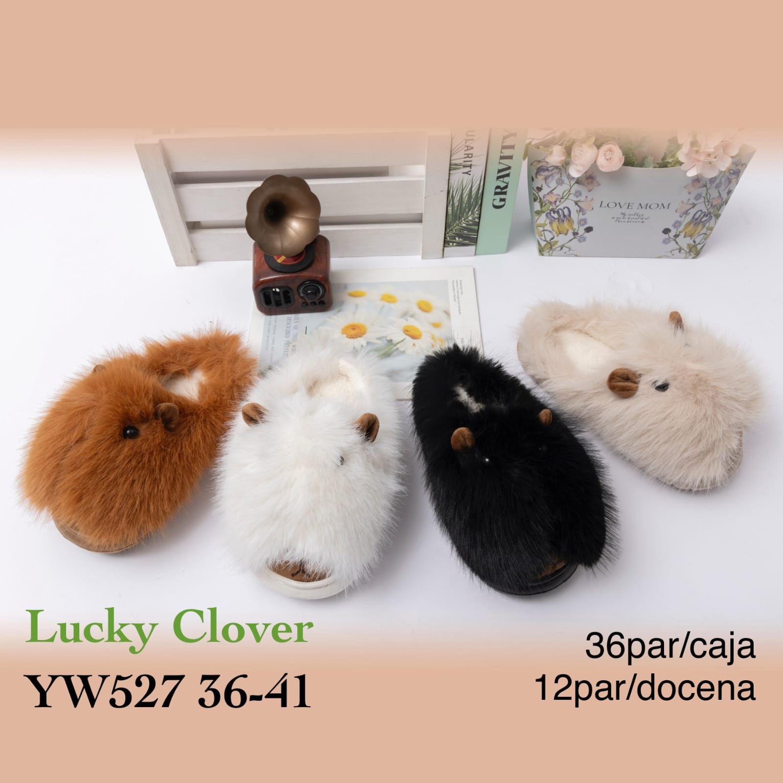 pantuflas-de-peluche-con-diseno-de-animal-15868-b7569274-2c88-4d5f-897f-d749546334cc.jpeg