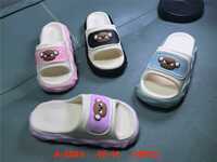 sandalias-tipo-slide-con-diseno-de-oso-12370-315b9a73-c9a2-462e-8b92-b5a6bd0fe976