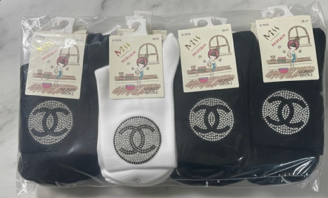 calcetines-con-logo-brillante-2166-4420940a-7883-4f47-a38d-3abdd169b3d7