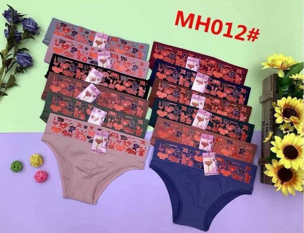 pantaletas-con-estampado-de-corazones-y-figuras-23523-b3ad5696-7d03-462a-a399-f320b14d8bcc