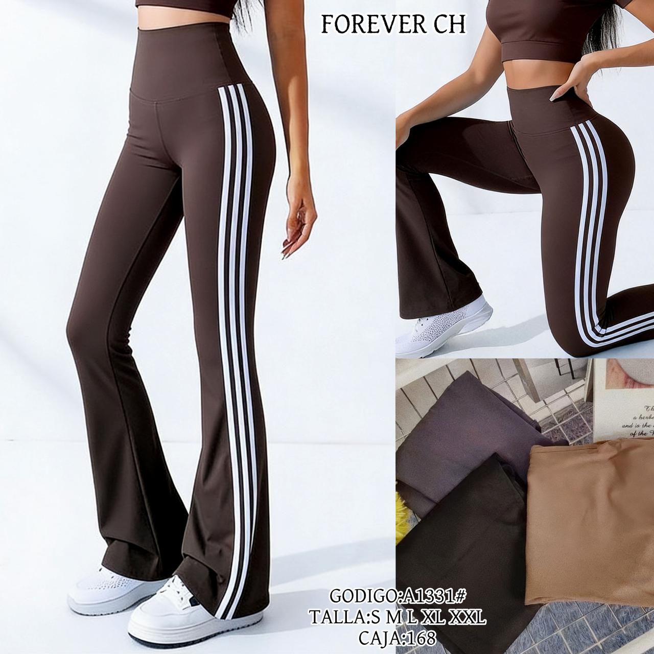 pantalon-deportivo-acampanado-con-franjas-20891-d0180bb9-7ad0-43a2-9ac0-a728f9505be0