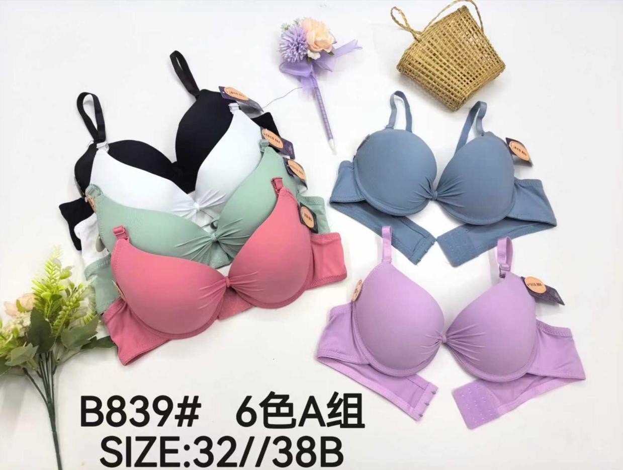 sujetador-liso-push-up-23523-f3f81514-cac2-48d8-b5d6-9ba81fd00caf